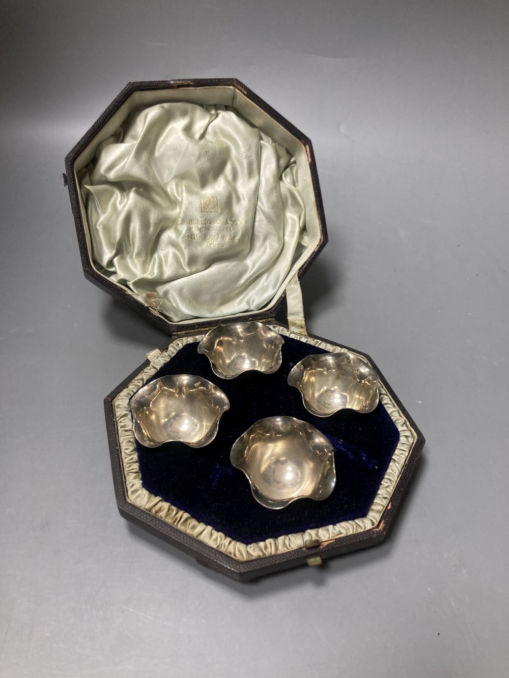 A cased set of four Victorian silver salts, Fenton Brothers, Sheffield, 1884, 54mm, 94 grams.